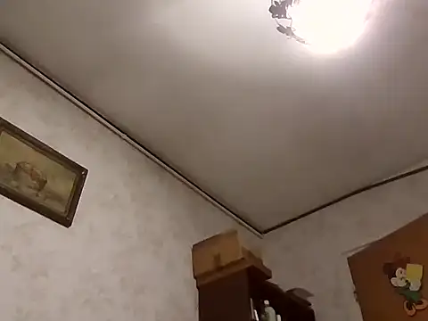 mariusica1xh online show from October 9, 2025, 7:12 pm