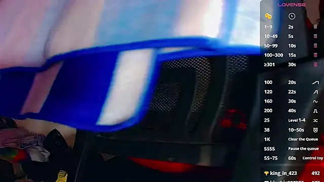 Snapshot of nicol_gill_ chatting on February 10, 2025, 11:46 am nicol gill online show from February 10, 2025, 11:46 am