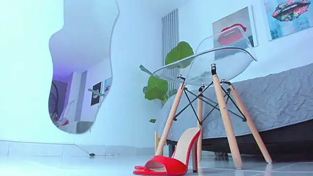 Angela donnato online show from March 9, 2025, 7:01 am