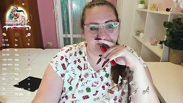 lovely adelle online show from December 26, 2024, 2:48 pm