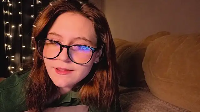 Diana Flower online show from December 14, 2025, 2:06 am