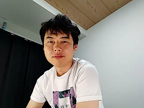 Snapshot of whitebriefboy chatting on September 10, 2025, 8:42 pm whitebriefboy online show from September 10, 2025, 8:42 pm