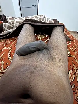 Snapshot of Yours_daddy6728 chatting on February 6, 2025, 12:16 pm Yours daddy6728 online show from February 6, 2025, 12:16 pm