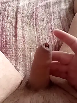 davidkigyo online show from February 18, 2025, 9:43 am