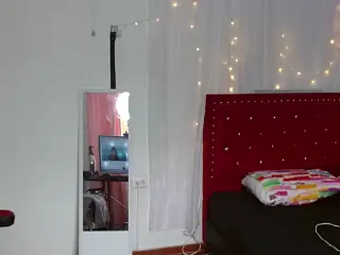 helenca43 online show from March 6, 2025, 2:40 pm