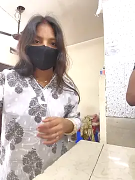 riya190 online show from February 25, 2025, 6:09 pm