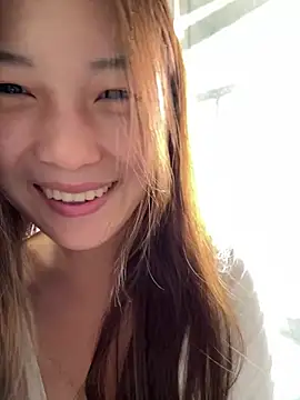 Snapshot of Sweet-Angel999 chatting on April 19, 2026, 12:00 am Sweet-Angel999 online show from April 19, 2026, 12:00 am