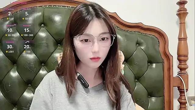 Snapshot of Sweet-Angel999 chatting on June 30, 2026, 4:30 pm Sweet-Angel999 online show from June 30, 2026, 4:30 pm