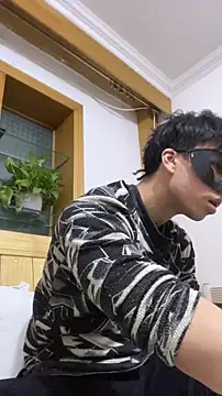 shuai321 online show from December 9, 2024, 3:00 pm