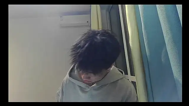 shuai321 online show from February 20, 2025, 4:03 pm