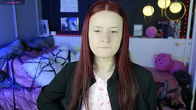 Snapshot of Lily_Moonlight chatting on February 20, 2026, 1:55 pm Lily Moonlight online show from February 20, 2026, 1:55 pm