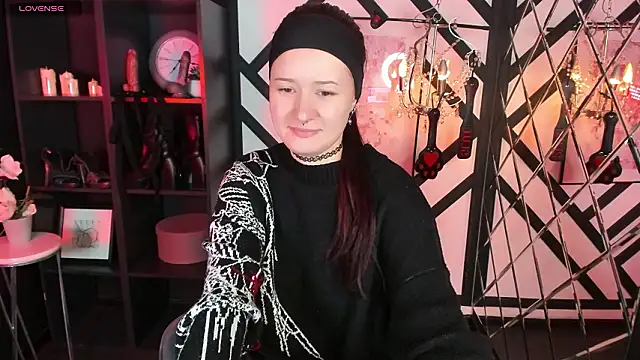 Snapshot of Lily_Moonlight chatting on February 27, 2026, 8:14 am Lily Moonlight online show from February 27, 2026, 8:14 am