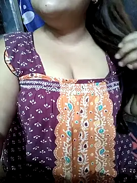 Beautyy38 online show from March 7, 2025, 7:27 pm