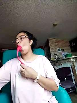 Im Alma  online show from March 20, 2026, 1:49 pm