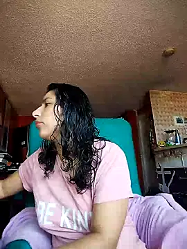 Snapshot of Im_Alma_ chatting on April 22, 2026, 1:12 pm Im Alma online show from April 22, 2026, 1:12 pm