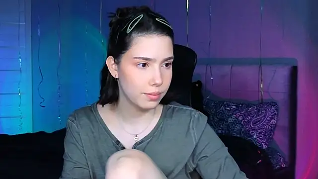 Stacy Gonzales  online show from March 26, 2026, 8:09 am