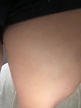 Snapshot of Nathrickkk chatting on March 3, 2026, 10:10 am Nathrickkk online show from March 3, 2026, 10:10 am