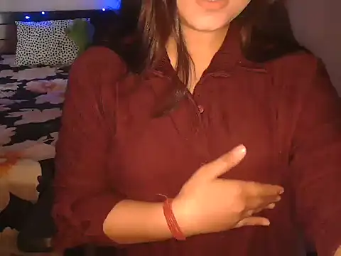 Snapshot of WildRuhi20 chatting on February 20, 2026, 5:37 am WildRuhi20 online show from February 20, 2026, 5:37 am