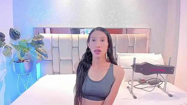 Snapshot of RoseTaylor__ chatting on October 29, 2025, 5:10 am RoseTaylor online show from October 29, 2025, 5:10 am