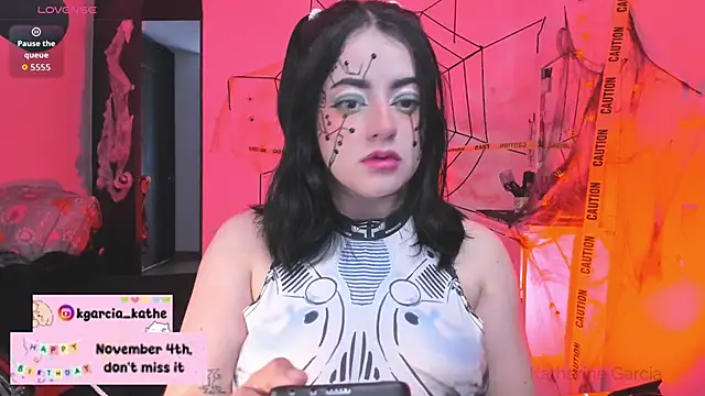 Lin-cute online show from October 25, 2025, 7:41 pm