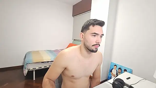 gtrois online show from December 2, 2025, 6:25 pm