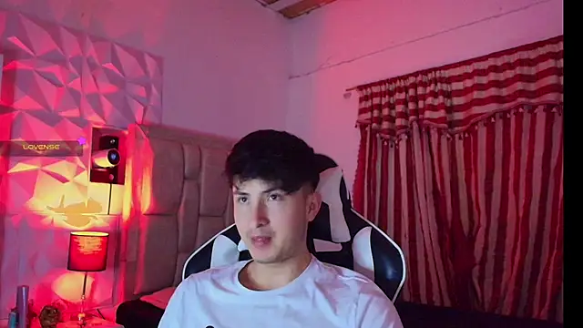 santyago taylor online show from January 12, 2025, 12:18 am