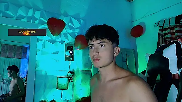 santyago taylor online show from March 5, 2025, 7:17 pm