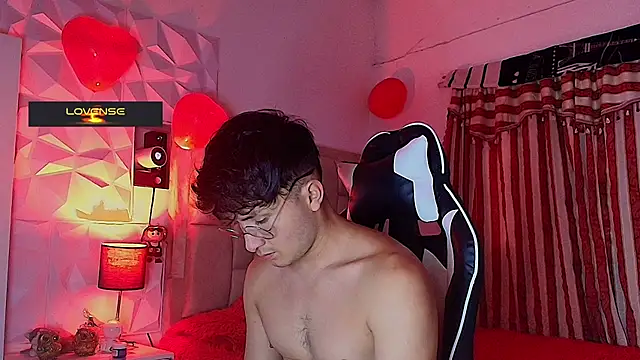 santyago taylor online show from March 6, 2025, 7:10 pm