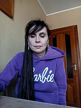 Francenia lolis online show from February 21, 2025, 12:06 pm