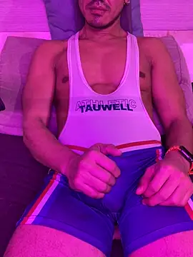 thesummerboy online show from December 21, 2024, 7:56 am