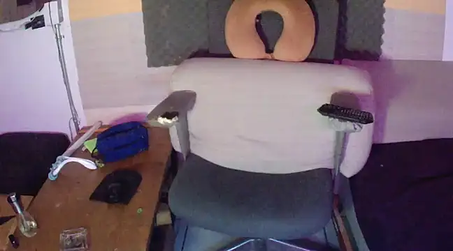 thesummerboy online show from February 8, 2025, 10:50 am