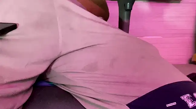 thesummerboy online show from February 19, 2025, 1:50 pm