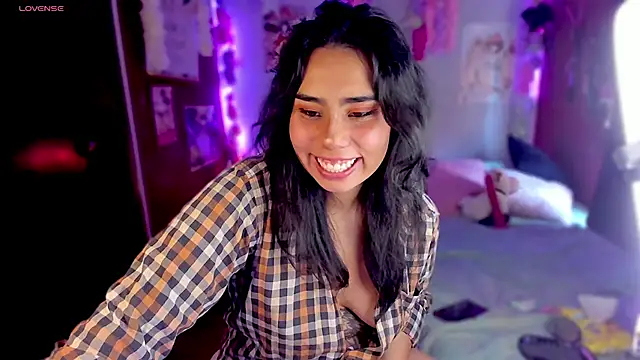 Snapshot of kiki_cavilll chatting on February 19, 2025, 2:55 pm kiki cavilll online show from February 19, 2025, 2:55 pm