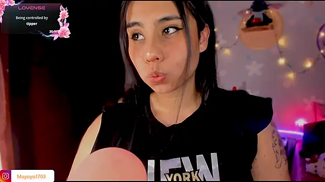 Snapshot of kiki_cavilll chatting on September 24, 2025, 10:35 pm kiki cavilll online show from September 24, 2025, 10:35 pm