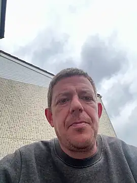 Snapshot of mrwright878787 chatting on May 12, 2026, 2:47 pm mrwright878787 online show from May 12, 2026, 2:47 pm