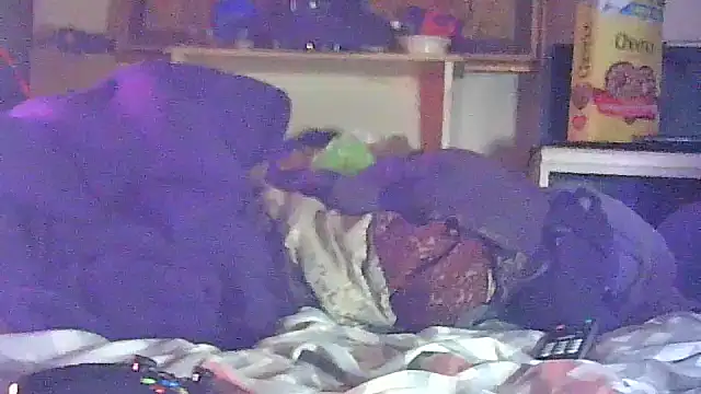 DI4MOND FIR3 online show from April 8, 2026, 11:27 pm