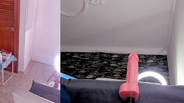 zoe backer online show from February 11, 2026, 11:26 am