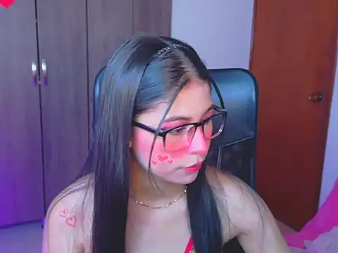 Snapshot of _ALLYSON18_ chatting on February 14, 2026, 12:13 pm ALLYSON18 online show from February 14, 2026, 12:13 pm