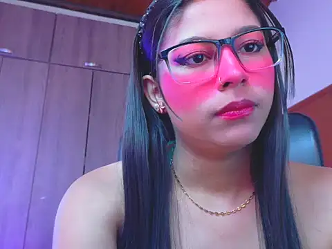 Snapshot of _ALLYSON18_ chatting on March 4, 2026, 11:49 am ALLYSON18 online show from March 4, 2026, 11:49 am