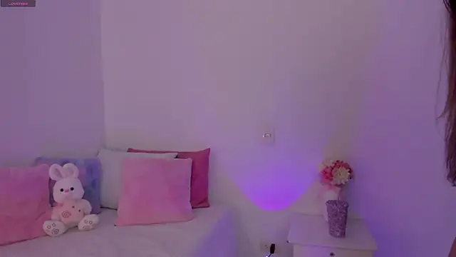 Brisa blue online show from April 8, 2026, 6:52 pm