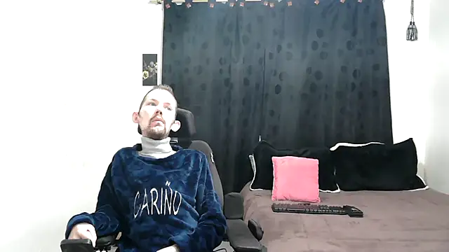 Sophia and Thomas online show from February 26, 2025, 9:53 am