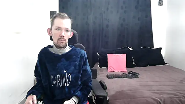 Sophia and Thomas online show from February 27, 2025, 9:43 am