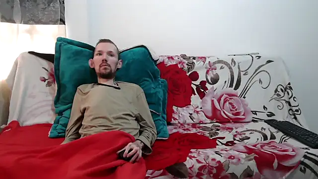 Sophia and Thomas online show from March 12, 2026, 9:21 pm