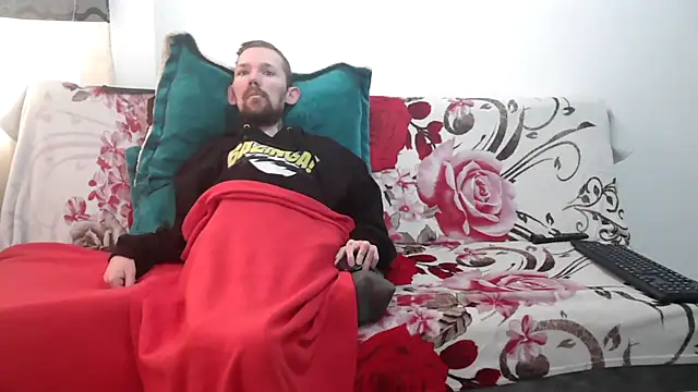 Sophia and Thomas online show from April 14, 2026, 3:18 pm