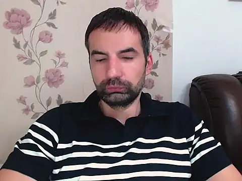 Snapshot of Leo_1617 chatting on November 21, 2025, 10:03 am Leo 1617 online show from November 21, 2025, 10:03 am