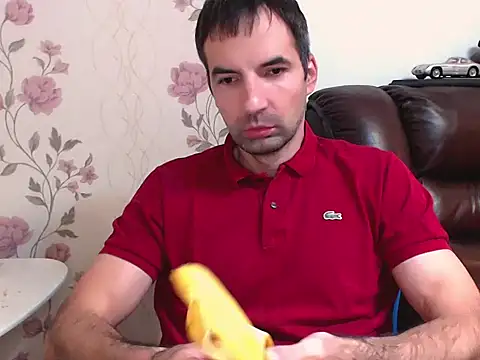 Snapshot of Leo_1617 chatting on November 23, 2025, 3:56 pm Leo 1617 online show from November 23, 2025, 3:56 pm