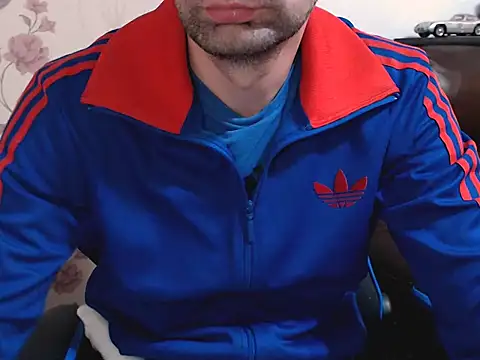 Snapshot of Leo_1617 chatting on November 24, 2025, 9:03 pm Leo 1617 online show from November 24, 2025, 9:03 pm