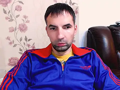 Snapshot of Leo_1617 chatting on November 26, 2025, 5:25 pm Leo 1617 online show from November 26, 2025, 5:25 pm