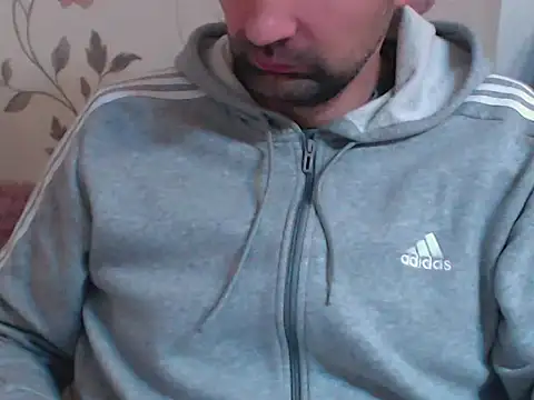 Snapshot of Leo_1617 chatting on February 23, 2026, 4:37 pm Leo 1617 online show from February 23, 2026, 4:37 pm