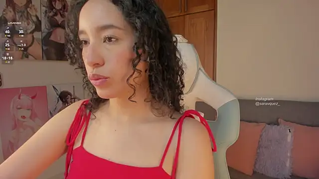 Heyloreley online show from January 29, 2025, 1:07 pm